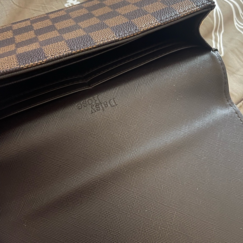 Checkered Brown Chain Crossbody Bag - Picture 2 of 4